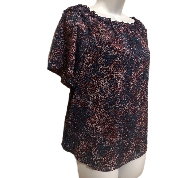 DKNT top - Picture 2 of 7